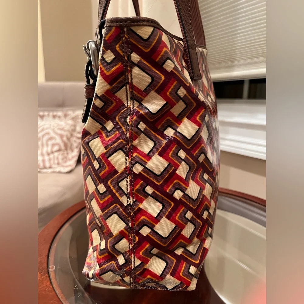 Fossil Key-Per Geometric Carry All Coated Canvas Large Tote